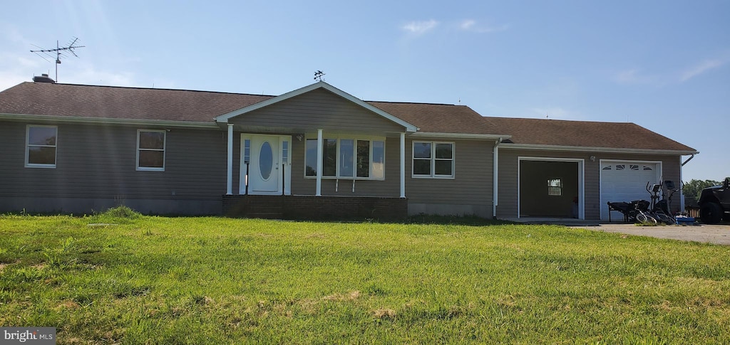17439 Mill Branch Pl, Bowie, MD 20716 - ranch-style house with a garage and a front yard