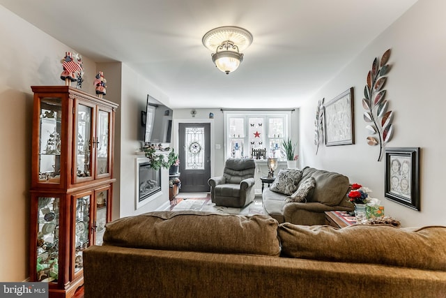 1512 S 2nd St, Philadelphia, PA 19147 - view of living room