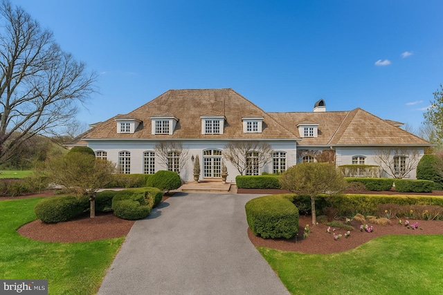 14000 Crossland Ln, Gaithersburg, MD 20878 - view of front facade featuring a chimney