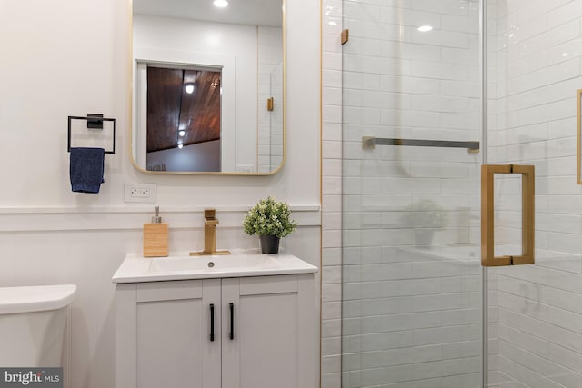 4 Bunkers Ct, Grasonville, MD 21638 - full bath with vanity, tiled shower, and recessed lighting