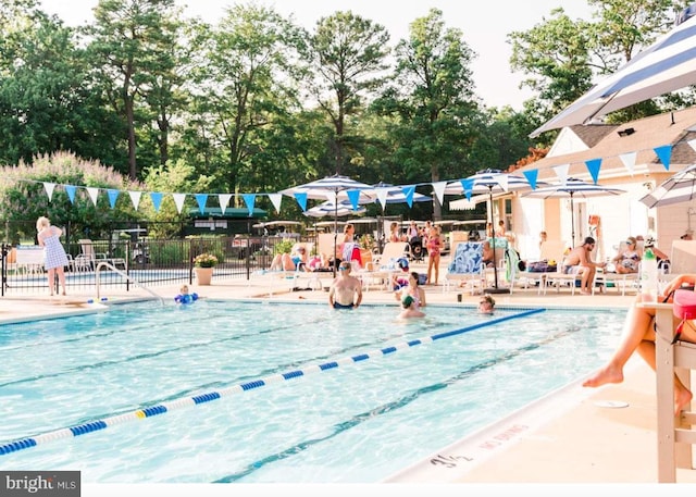 4 Bunkers Ct, Grasonville, MD 21638 - view of pool
