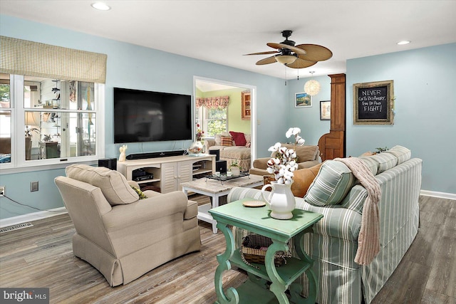 352 Ocean, Ocean Pines, MD 21811 - living room featuring ceiling fan, wood finished floors, and recessed lighting