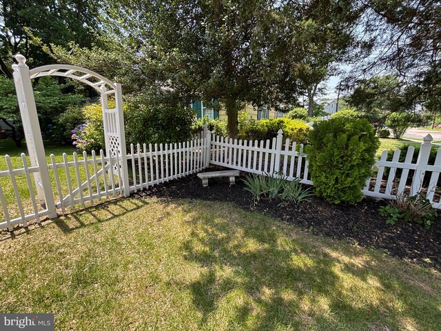 1002 Emerald, Haddon Township, NJ 08108 - view of yard