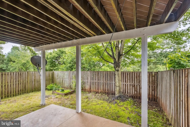 14608 Turara Ct, Haymarket, VA 20169 - fenced backyard featuring a patio