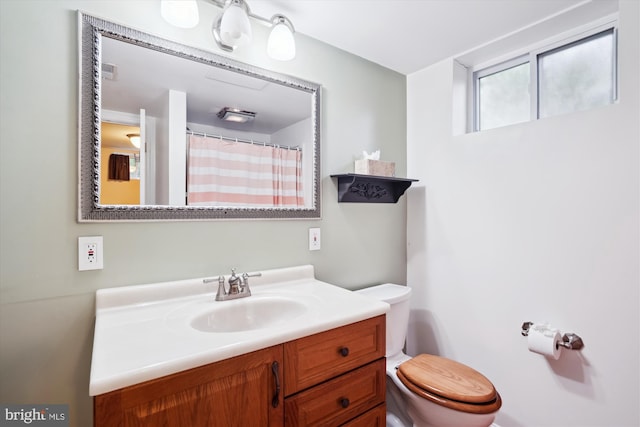 90 Scotts Cove Rd, Edgewater, MD 21037 - bathroom with toilet and vanity