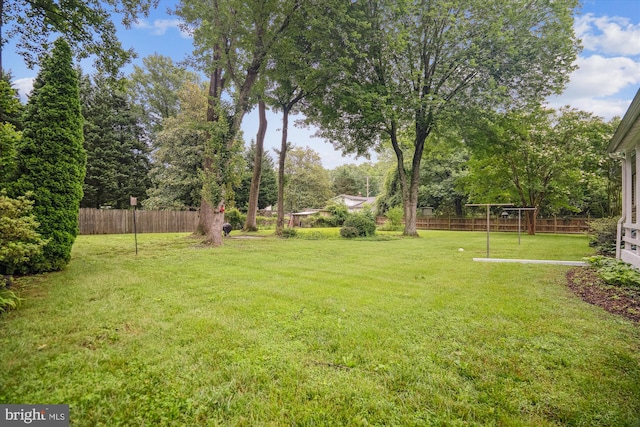 90 Scotts Cove Rd, Edgewater, MD 21037 - view of yard