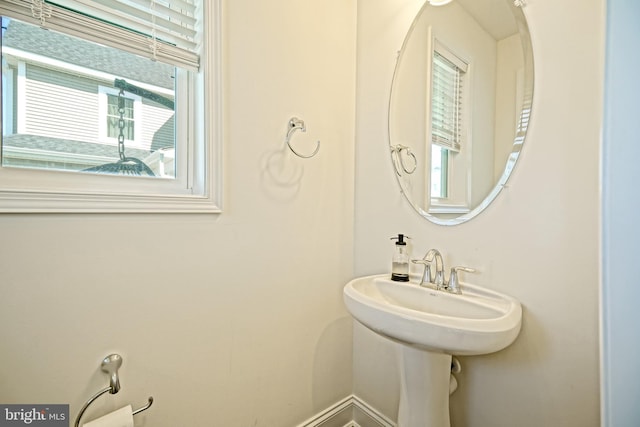 11454 Maull Rd, Lewes, DE 19958 - bathroom with baseboards
