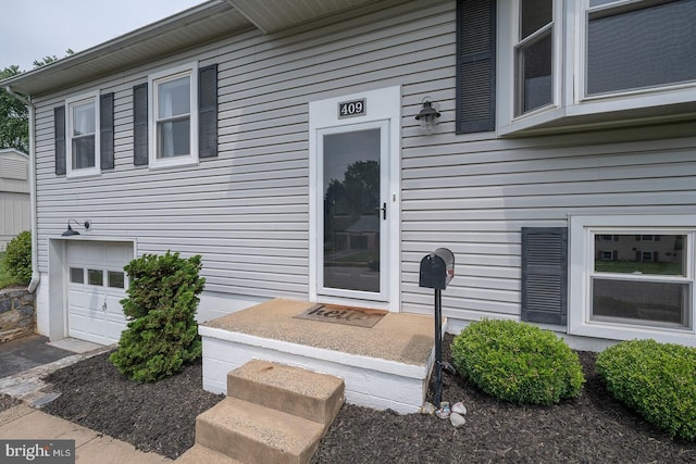 409 Chesterfield Dr, Downingtown, PA 19335 - entrance to property with a garage