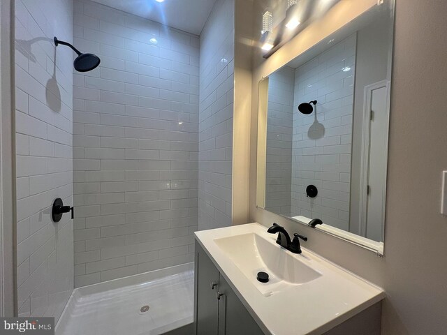 5510 Haddon Ave, Baltimore, MD 21207 - full bathroom with tiled shower and vanity