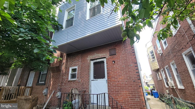 5642 Cedar Ave, Philadelphia, PA 19143 - property entrance