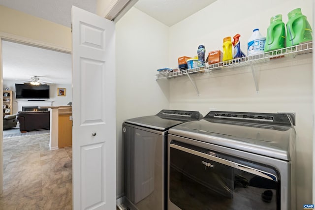 82 Peterson Pl, Fishersville, VA 22939 - laundry area with separate washer and dryer and a ceiling fan