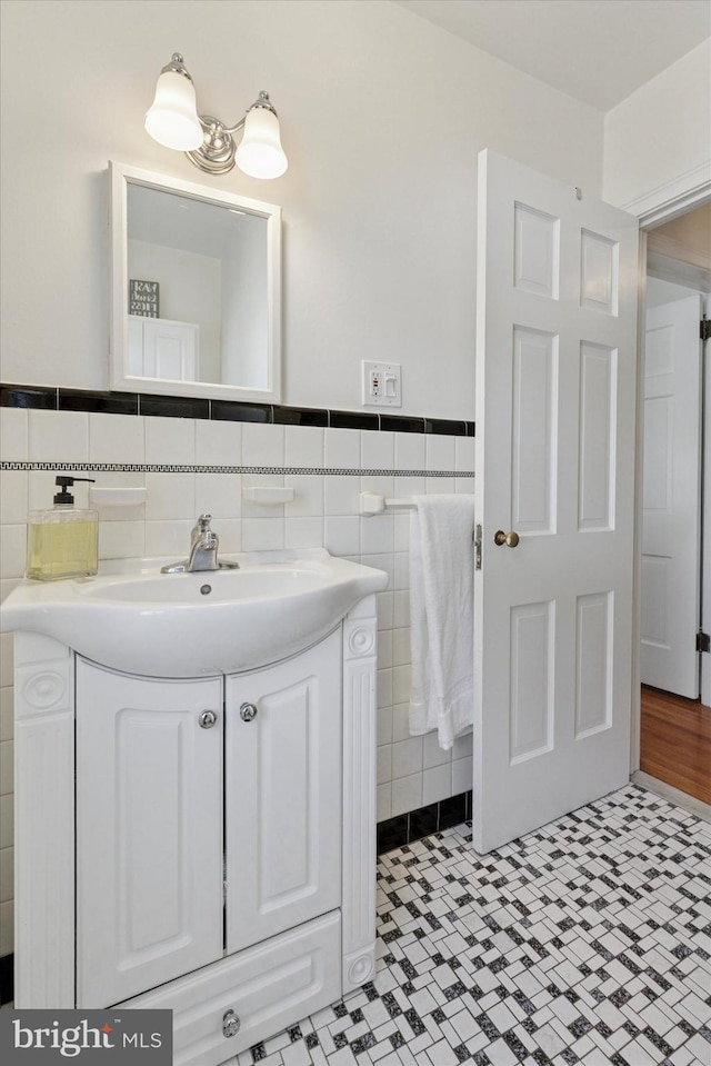 1417 Dorset Ln, Wynnewood, PA 19096 - bathroom with vanity, tile walls, and tile patterned floors