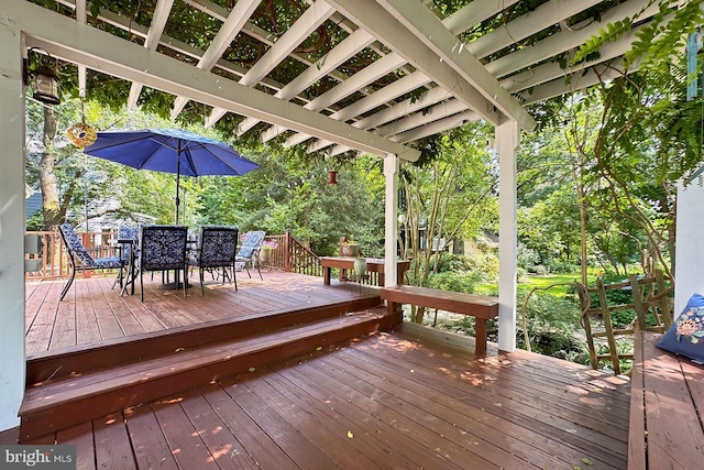 3132 Holmes Run Rd, Falls Church, VA 22042 - deck featuring outdoor dining space