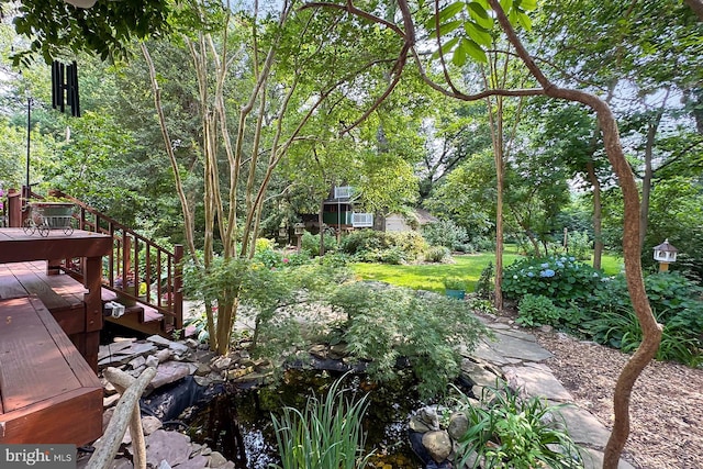3132 Holmes Run Rd, Falls Church, VA 22042 - view of yard featuring a deck