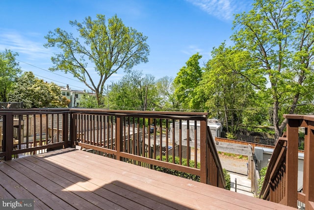 4620 4th St NW, Washington, DC 20011 - view of wooden deck