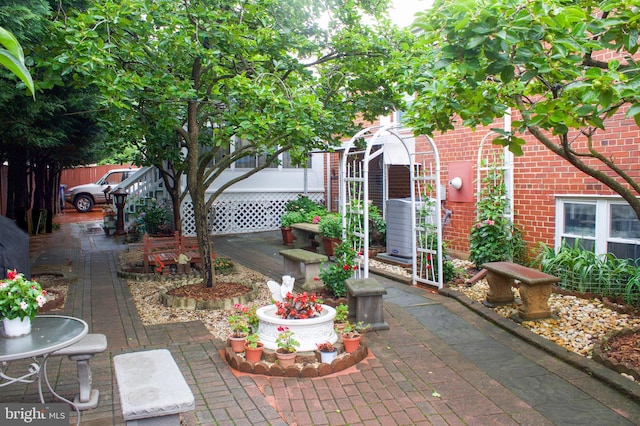526 S Carlin Springs Rd, Arlington, VA 22204 - view of patio / terrace