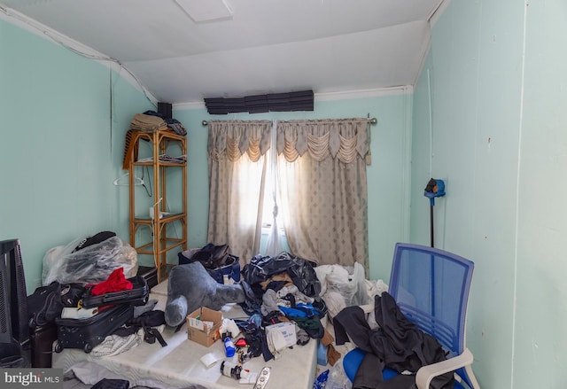 18 Bendix Ln, Willingboro, NJ 08046 - bedroom with ornamental molding and vaulted ceiling