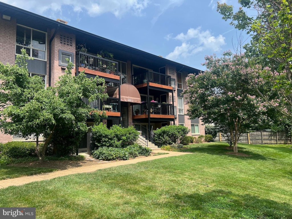 210 Park Terrace Ct SE Unit 66, Vienna, VA 22180 - view of apartment building / complex