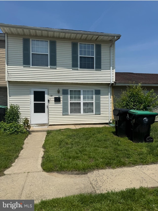 33 Milstone Ct, Sicklerville, NJ 08081 - colonial home with a front lawn