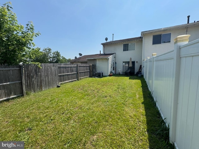 33 Milstone Ct, Sicklerville, NJ 08081 - view of fenced backyard