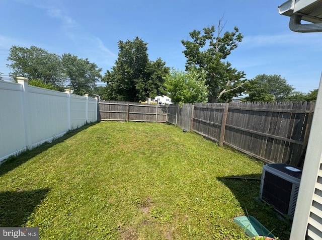 33 Milstone Ct, Sicklerville, NJ 08081 - view of fenced backyard