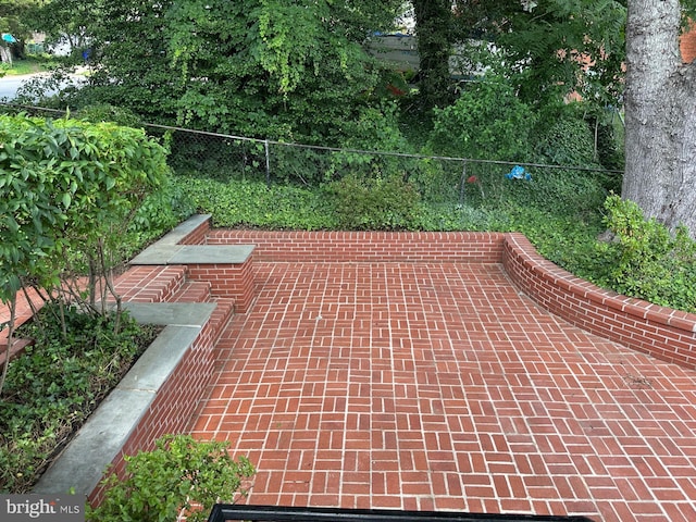 6087 8th Pl N, Arlington, VA 22205 - view of patio / terrace