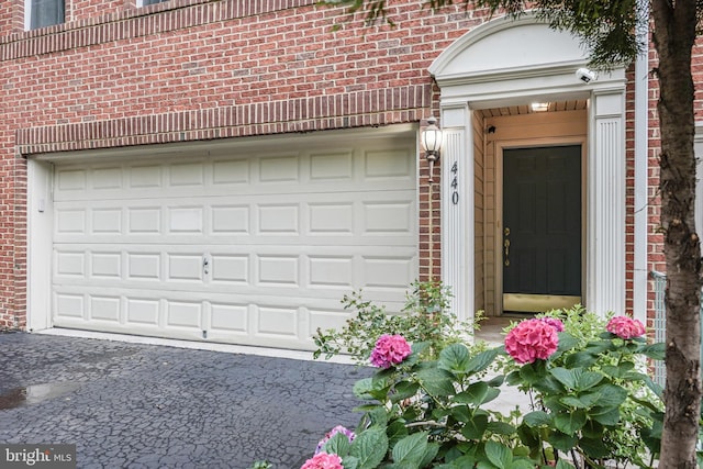 440 Clayton Ln, Alexandria, VA 22304 - garage featuring driveway