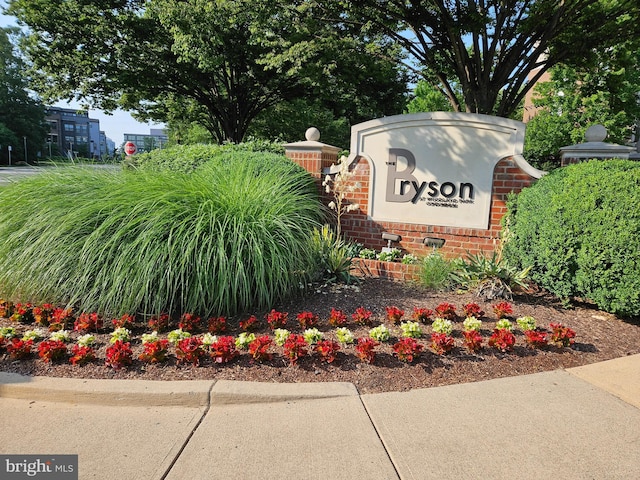 12921 Centre Park Cir Unit 102, Herndon, VA 20171 - view of community / neighborhood sign