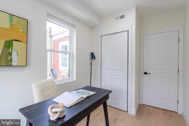 622 Mcclellan St, Philadelphia, PA 19148 - office area with light wood finished floors and baseboards
