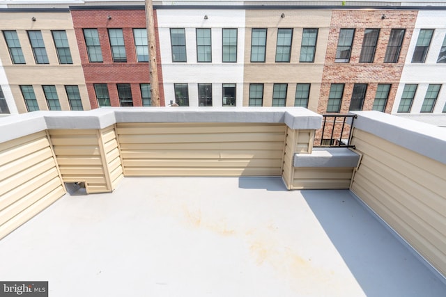 622 Mcclellan St, Philadelphia, PA 19148 - view of balcony
