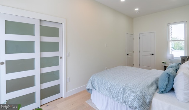 622 Mcclellan St, Philadelphia, PA 19148 - bedroom with light wood-style flooring and recessed lighting