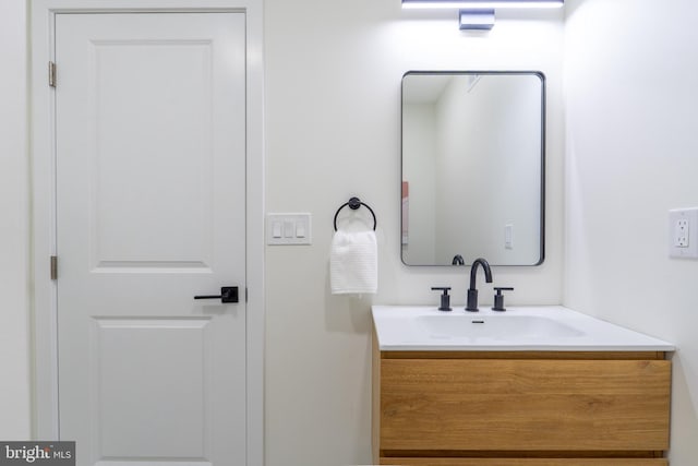 622 Mcclellan St, Philadelphia, PA 19148 - bathroom with vanity
