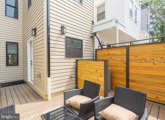 622 Mcclellan St, Philadelphia, PA 19148 - view of deck