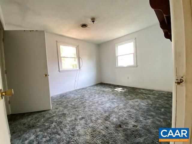 1430 Shenandoah Ave, Waynesboro, VA 22980 - unfurnished room featuring carpet flooring