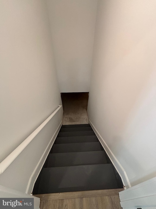 36821 W Old Gate Dr, Georgetown, DE 19947 - view of stairway