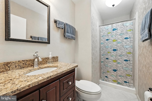 8823 Newport Ct, Springfield, VA 22153 - bathroom with vanity, a shower with shower curtain, and tile patterned floors