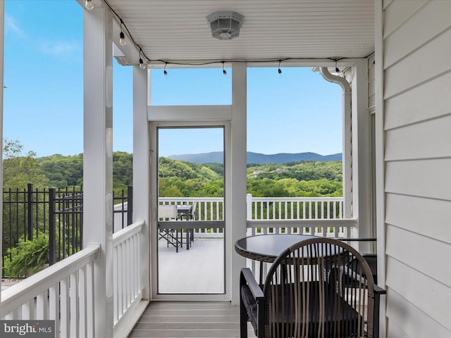 400 Deer Run Cir, Front Royal, VA 22630 - balcony with a mountain view