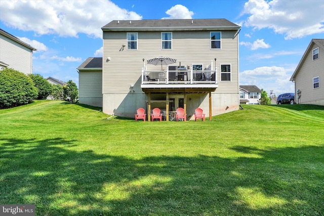 1765 Ivy Pump Ln, York, PA 17408 - back of property with a lawn and a deck
