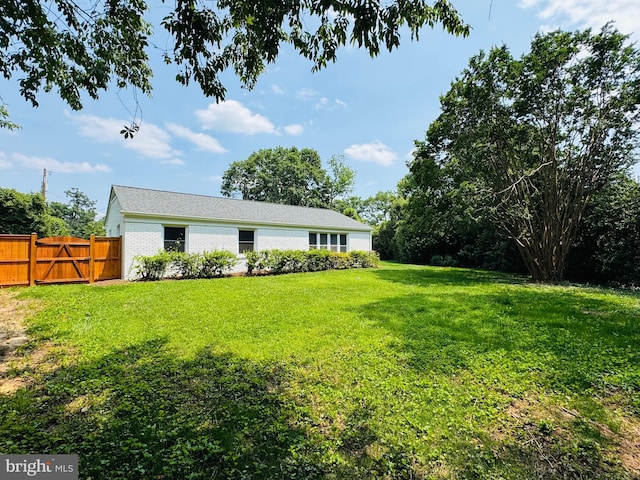 5933 Westridge Ct, Alexandria, VA 22310 - view of yard with a gate