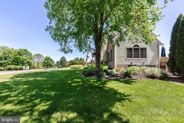 872 The Old Station Ct, Woodbine, MD 21797 - view of grassy yard