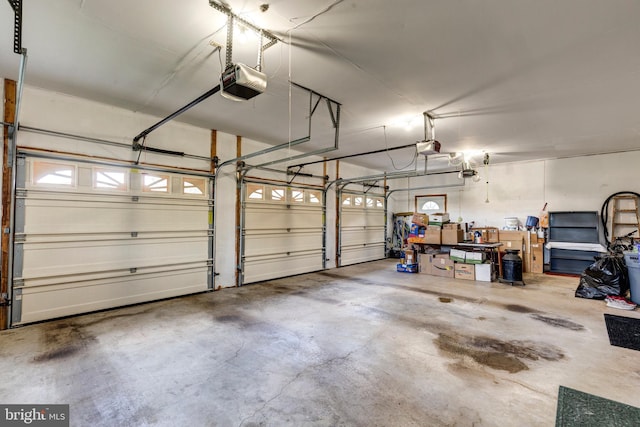 872 The Old Station Ct, Woodbine, MD 21797 - garage featuring a garage door opener