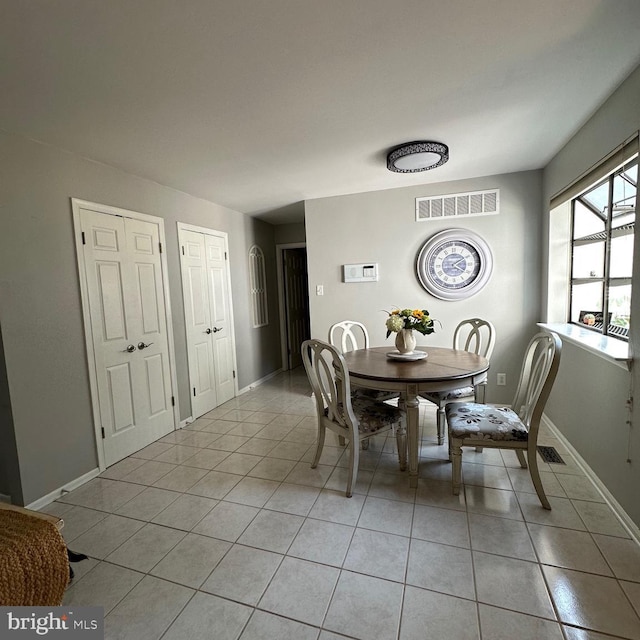 82 Blue Fox Ln, Richboro, PA 18954 - dining space featuring light tile patterned floors and baseboards