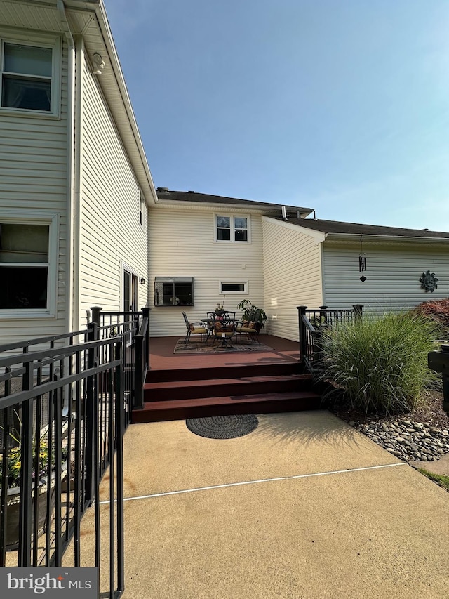 82 Blue Fox Ln, Richboro, PA 18954 - view of patio with a wooden deck and outdoor dining area