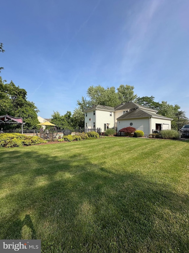 82 Blue Fox Ln, Richboro, PA 18954 - view of yard