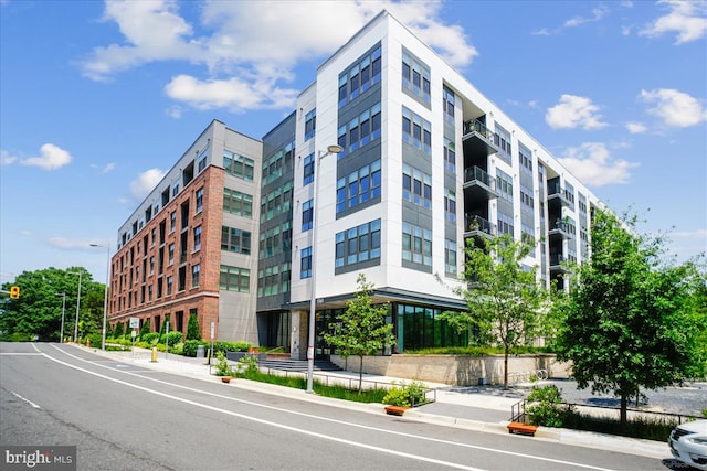 1761 Old Meadow Rd Unit 412, Mclean, VA 22102 - view of building exterior