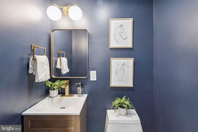 1232 S Bucknell St, Philadelphia, PA 19146 - bathroom with vanity and toilet