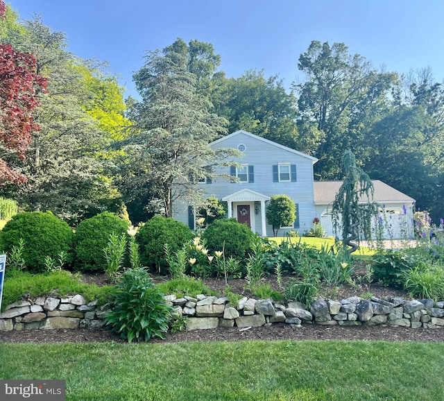 11733 Woodlea Dr, Waynesboro, PA 17268 - view of front of house