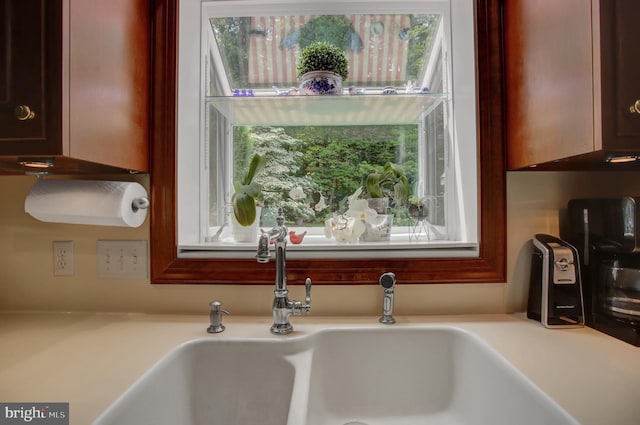 11733 Woodlea Dr, Waynesboro, PA 17268 - kitchen view of light countertops
