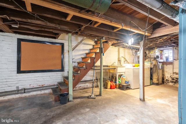 2151 Spinnerstown Rd, Quakertown, PA 18951 - below grade area featuring washer and clothes dryer and stairway