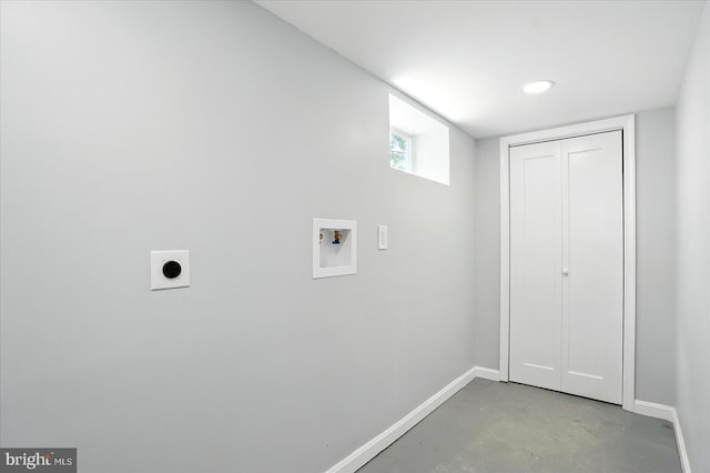 2011 Englewood Ave, Baltimore, MD 21207 - laundry area featuring electric dryer hookup and washer hookup